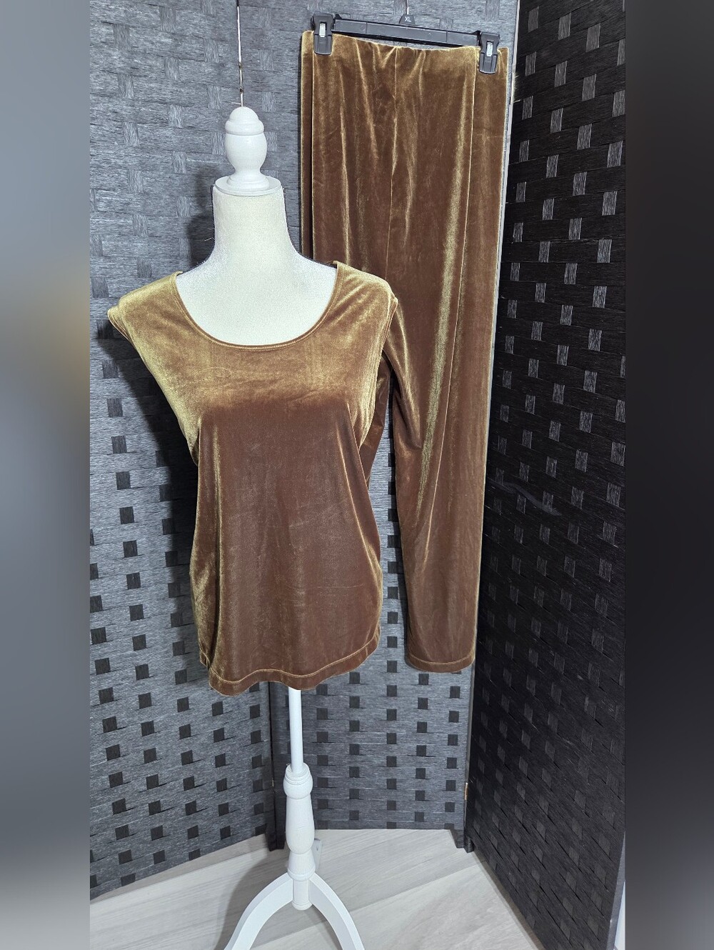 ✨ Susan Graver Liquid Velvet 2-Piece Set Tunic & Pants Olive Gold 2X - Picture 4 of 12
